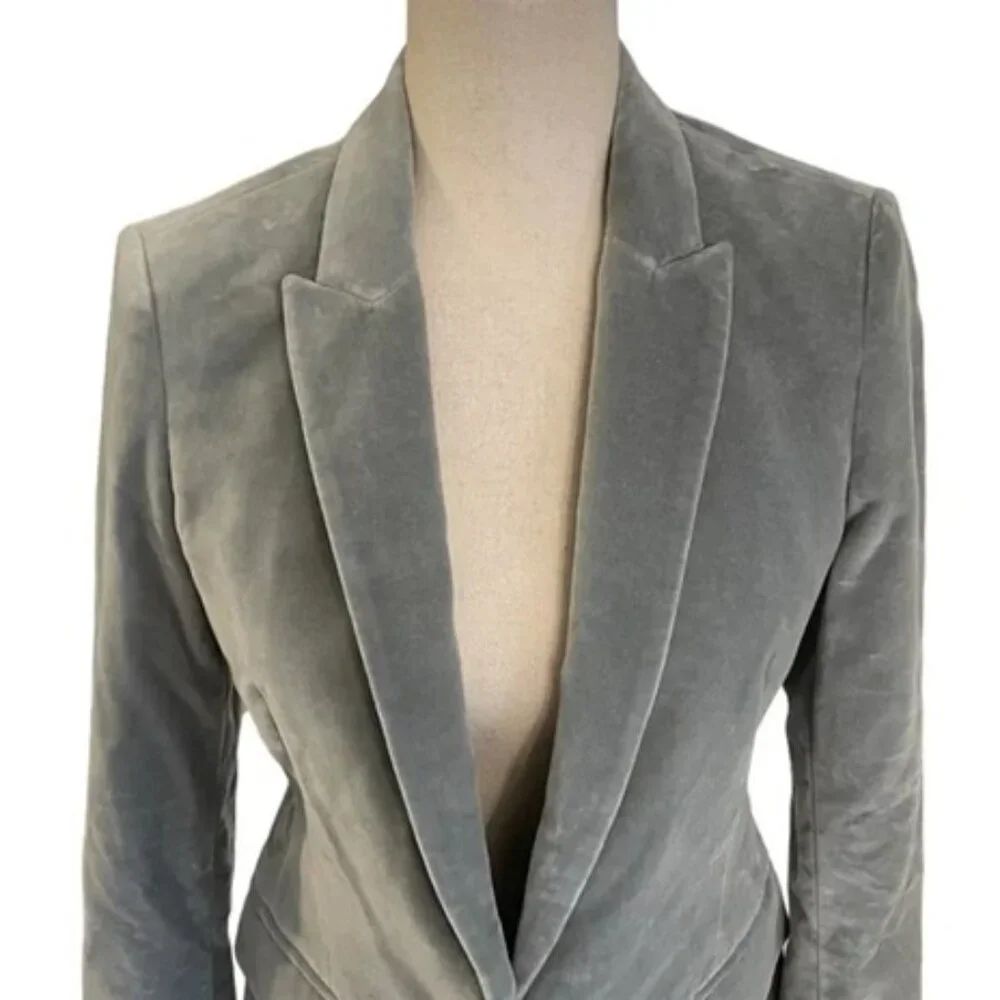 REISS Brie Velvet Blazer - Picture 5 of 16